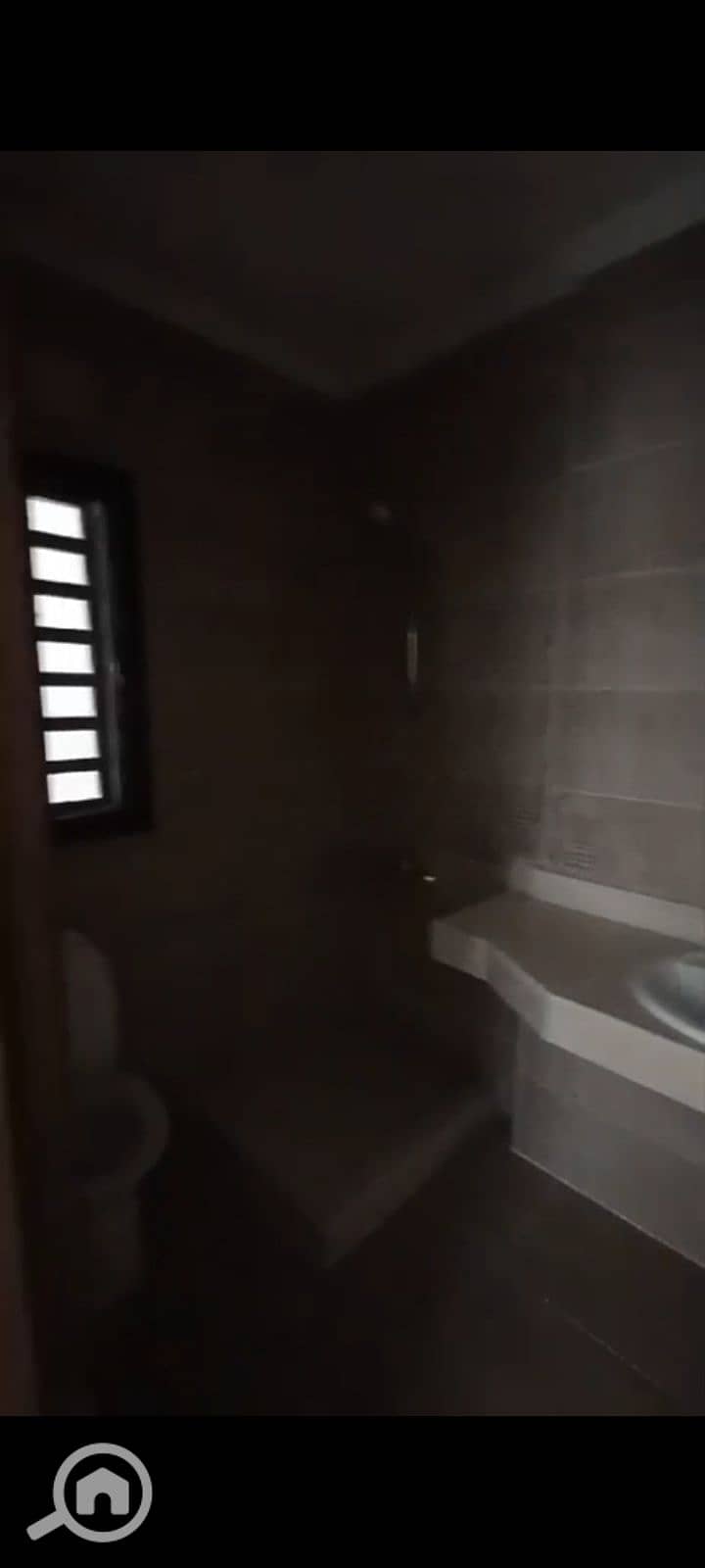 8 1000210626. png