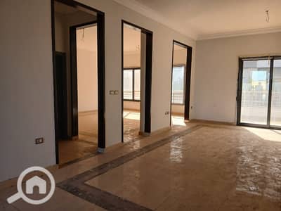 5 Bedroom Townhouse for Sale in Shorouk City, Cairo - 4a5b152f-909d-4eb2-8a10-ca559748a5f2. jpg 5 Bedroom Townhouse for Sale in Shorouk City, Cairo - 4a5b152f-909d-4eb2-8a10-ca559748a5f2. jpg