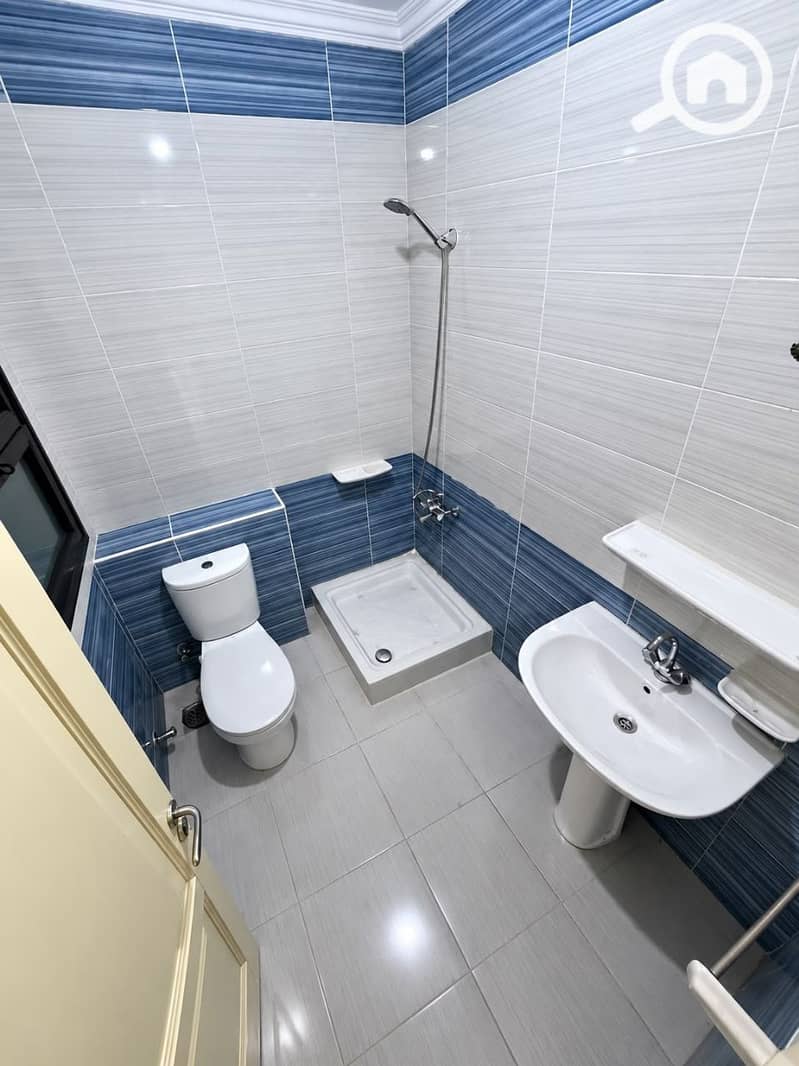 5 1000055933. jpg