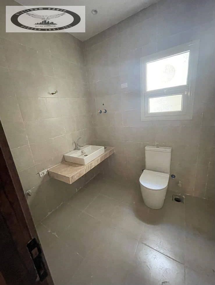 17 1d74de3a-6dc9-4e77-8685-665937e15db7. jpg