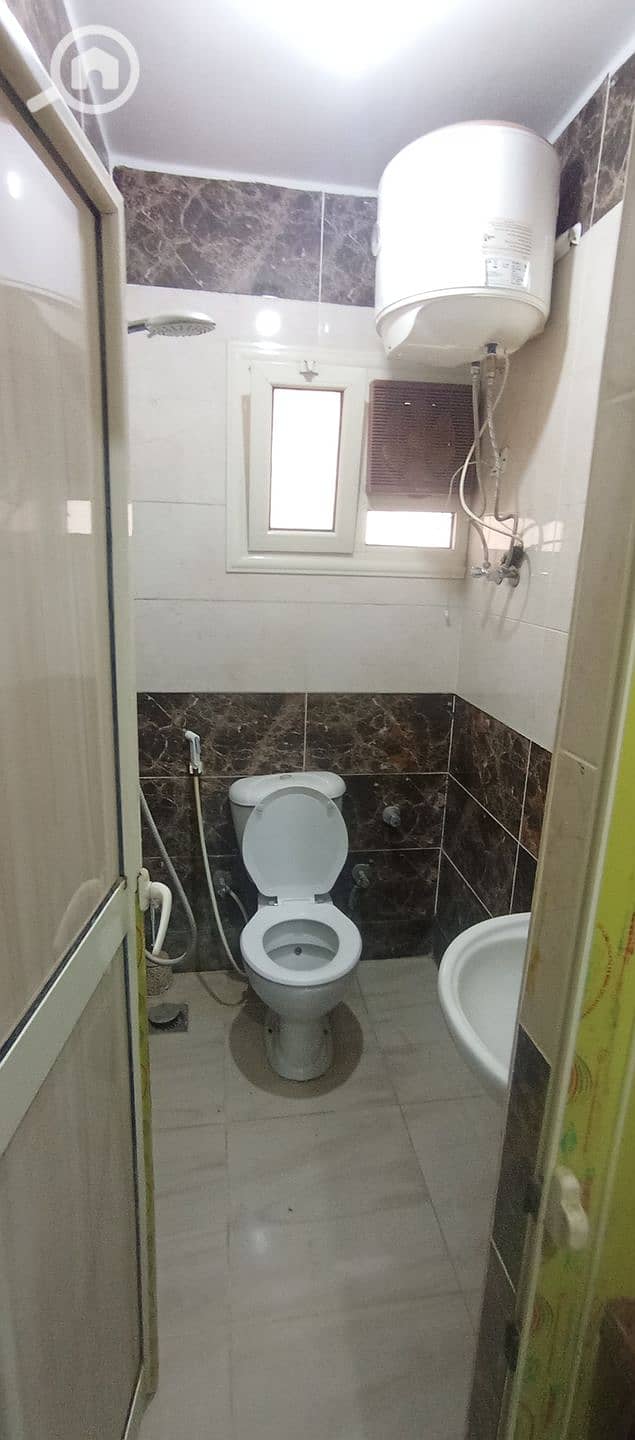 6 1000182049. jpg