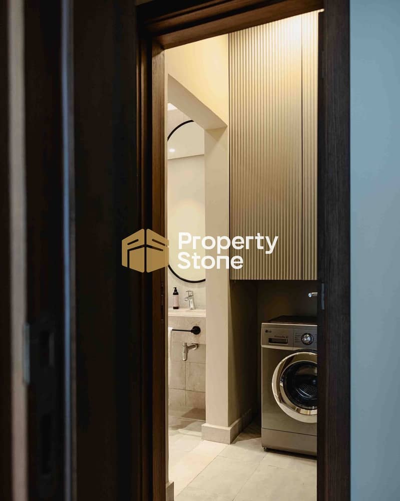 12 9e1422c3-3e5b-4d47-8980-8c4460187c4b. jpg