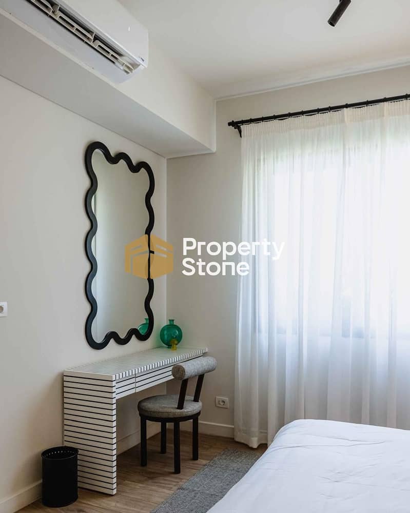4 6ad135ba-7bed-4fe0-b809-d71636375d18. jpg