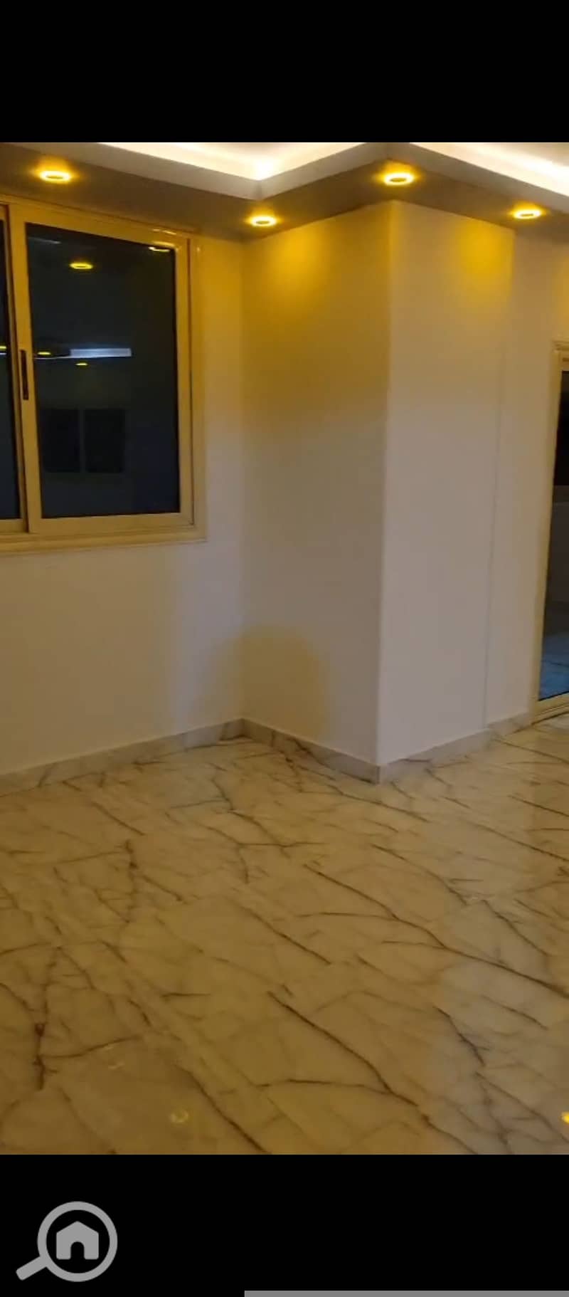 2 1000458821. jpg