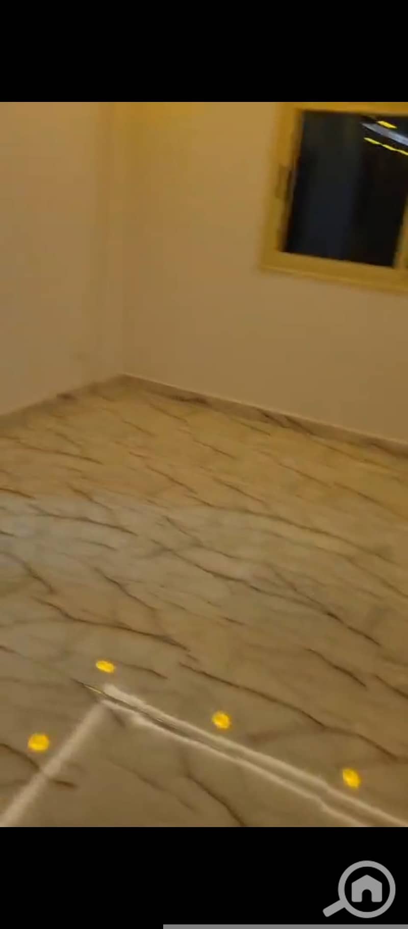 3 1000458822. jpg