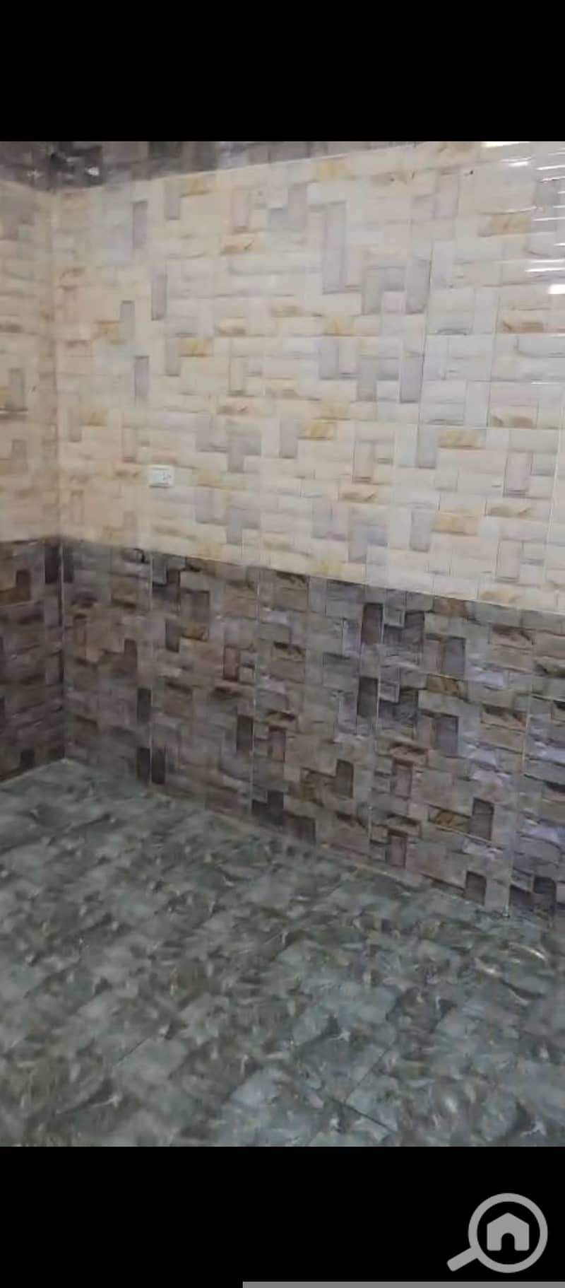 8 1000458830. jpg