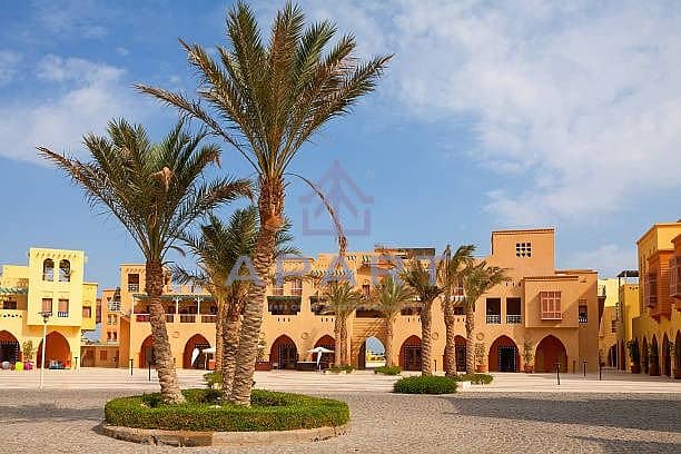 8 imgi_36_city-square-el-gouna-egypt. jpg