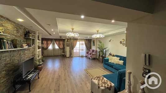 شقة 3 غرف نوم للايجار في القطامية، القاهرة - 4ae513a7-e3ff-46be-8a11-fcdd324df457. jpg
