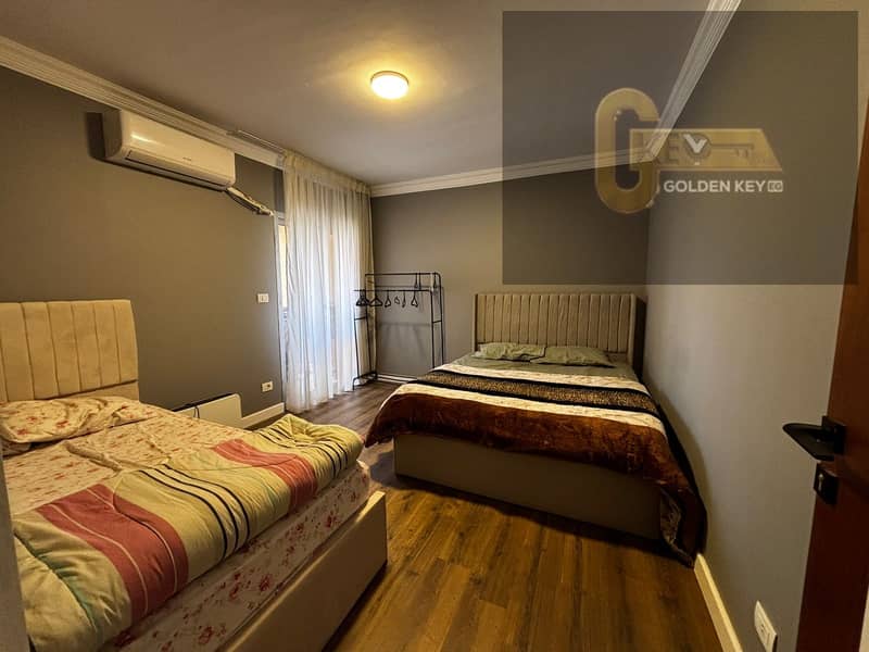 12 1002120650. jpg