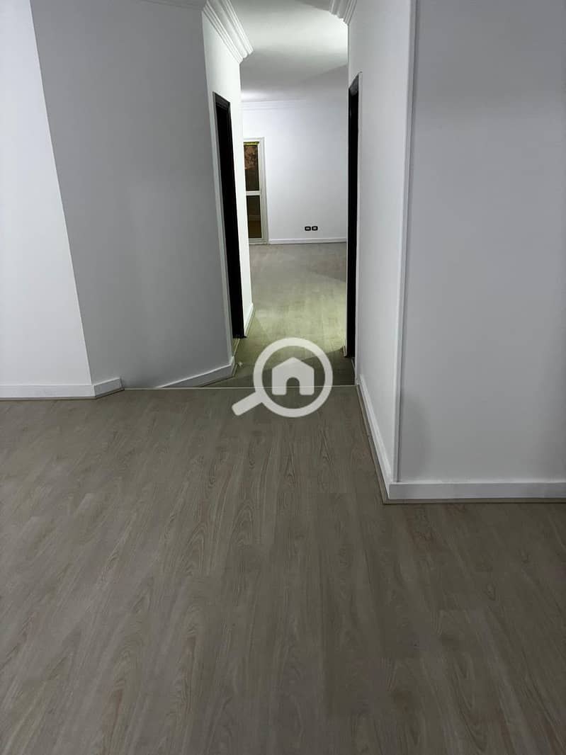 8 1000484528. jpg