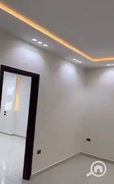 2 1000510897. jpg
