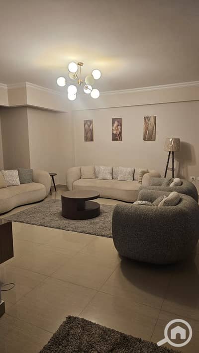 4 Bedroom Apartment for Rent in Smoha, Alexandria - WhatsApp Image 2026-09-22 at 4.51. 53 PM (2). jpeg