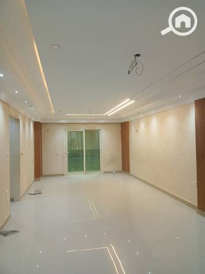 شقة 3 غرف نوم للايجار في حدائق الاهرام، الجيزة - WhatsApp Image 2026-09-22 at 2.25. 01 PM. jpeg