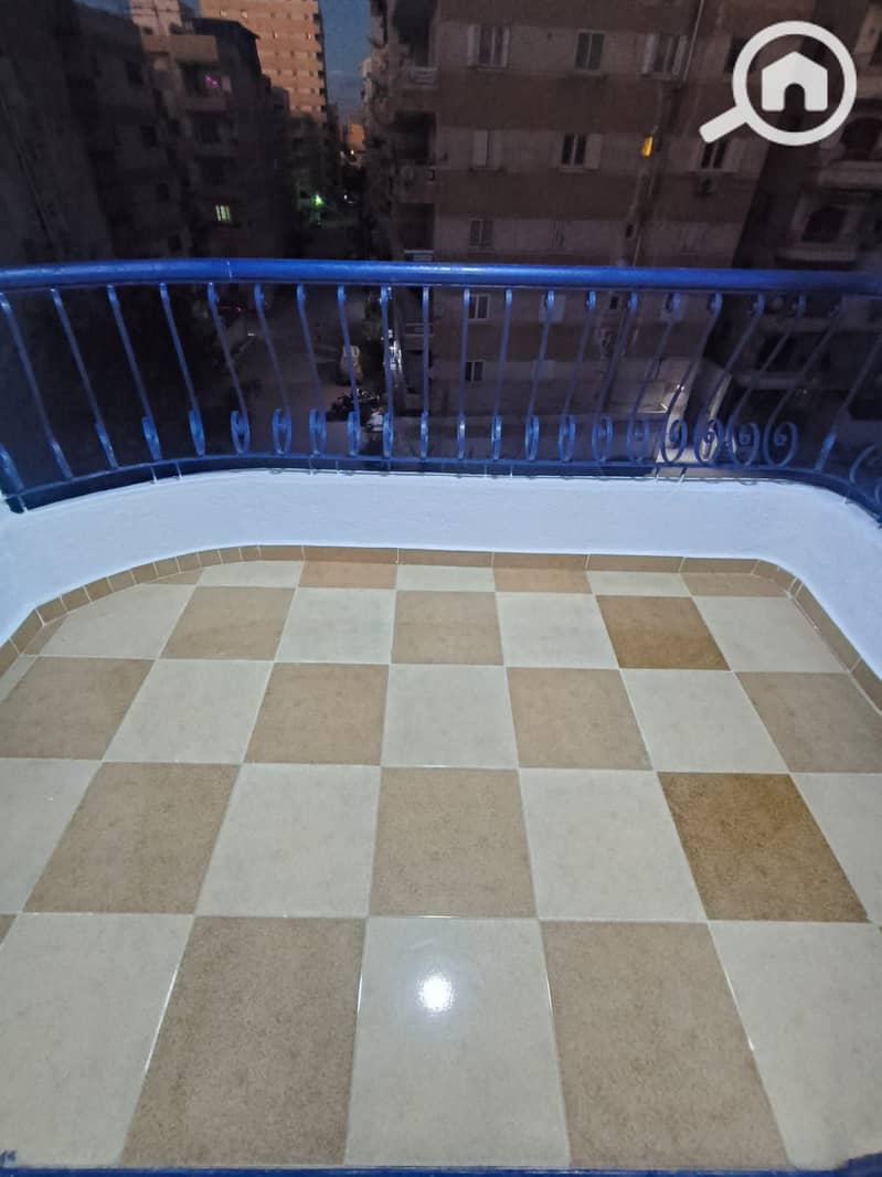 2 1000519167. jpg