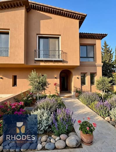 4 Bedroom Townhouse for Sale in Sheikh Zayed, Giza - villa_garden_watermark_removed_natural_16K (2). png 4 Bedroom Townhouse for Sale in Sheikh Zayed, Giza - villa_garden_watermark_removed_natural_16K (2). png
