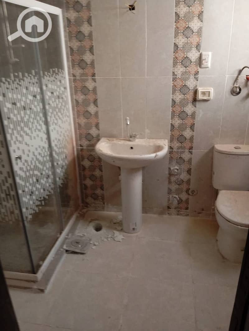 9 1000313592. jpg
