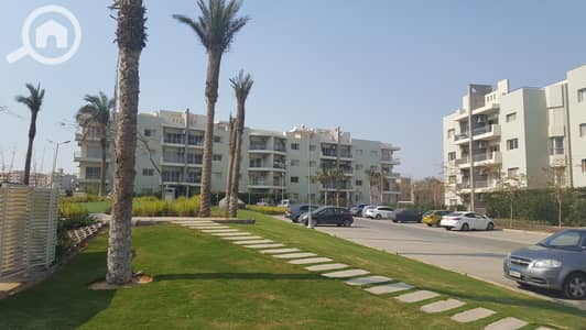2 Bedroom Flat for Sale in Sheikh Zayed, Giza - 20170326_150647. jpg