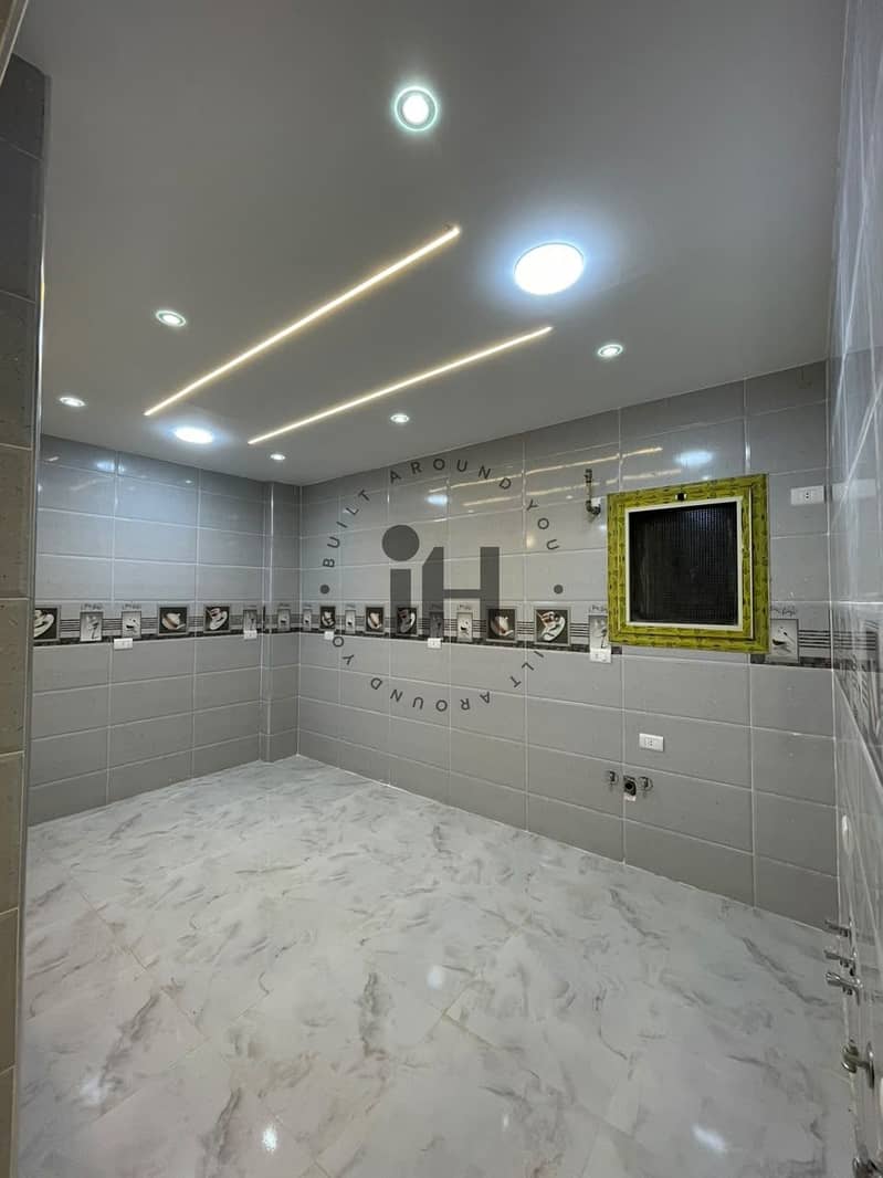 11 a8b65ad0-9650-4a49-bc01-e1794e3db03d. jpg