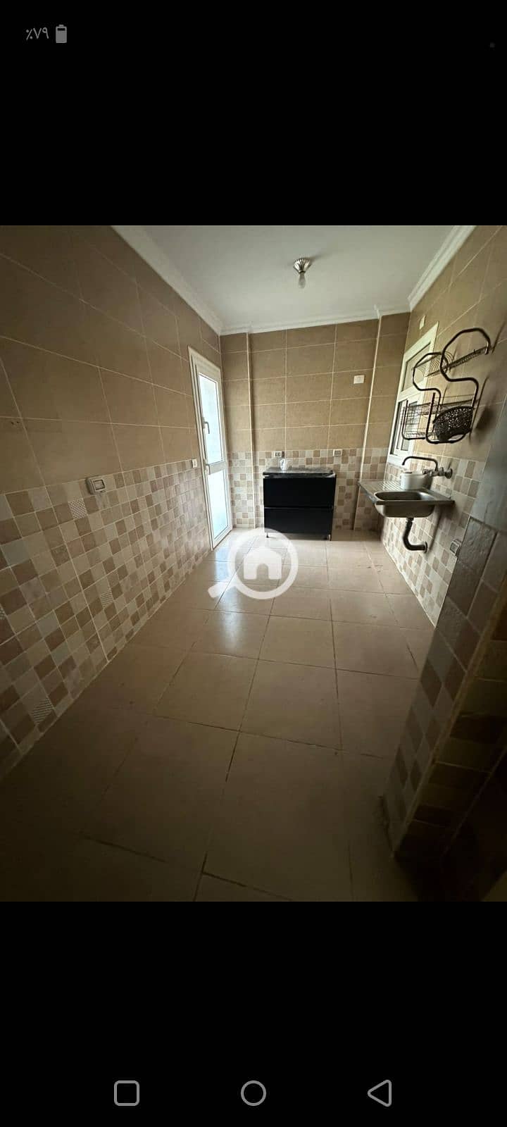 4 1000211292. png