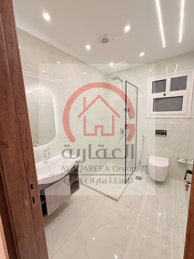 4 1000411940. jpg