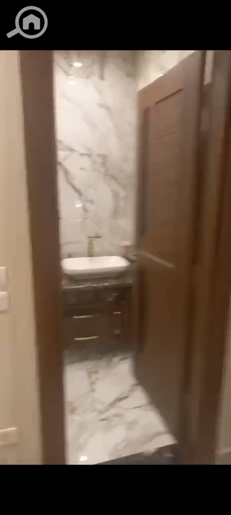 10 1000687270. png