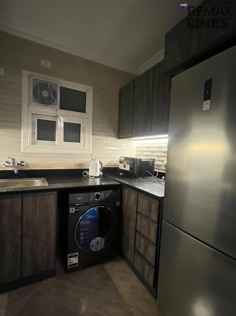 8 1000498623. jpg