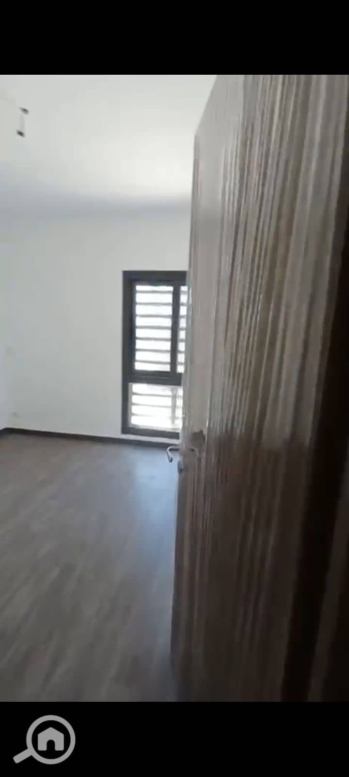 8 1000711466. jpg