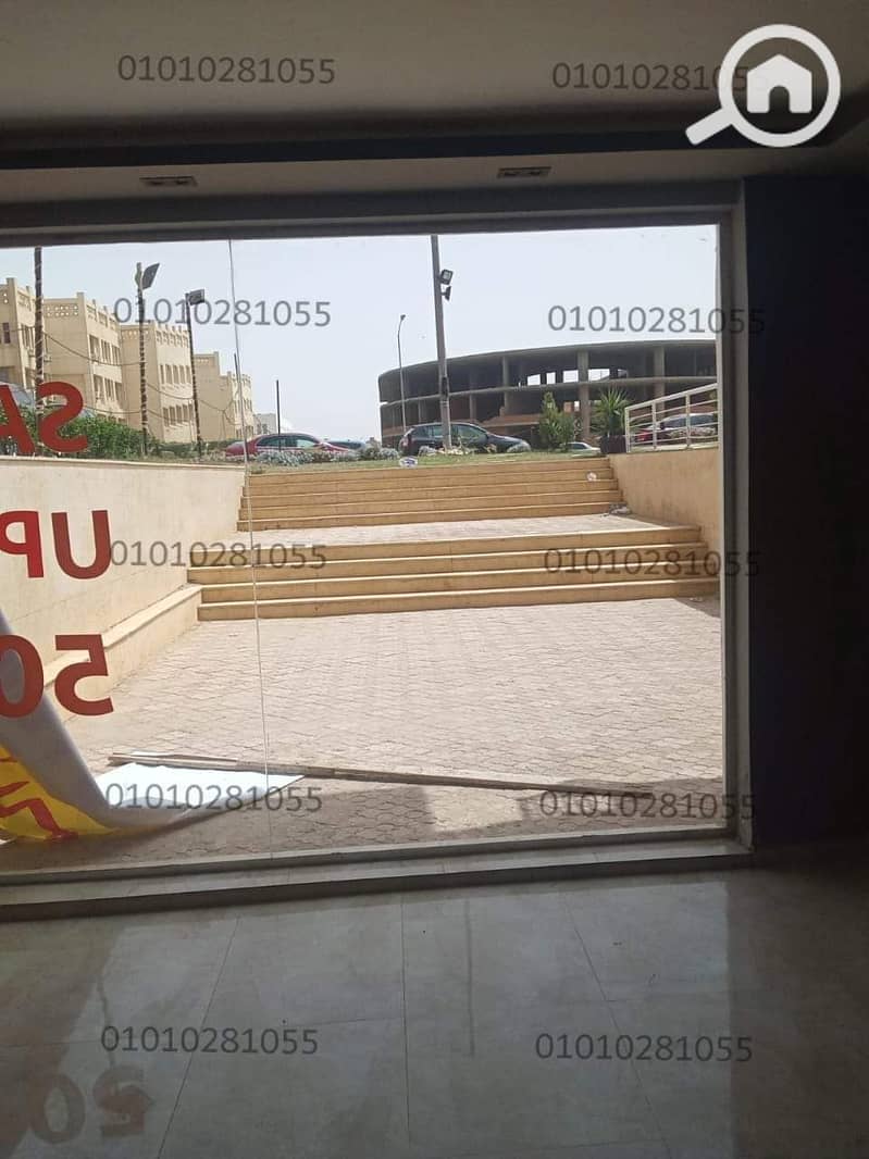 4 10929. jpg