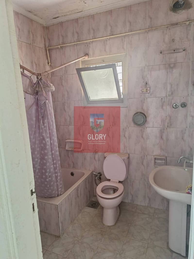 3 222305. jpg