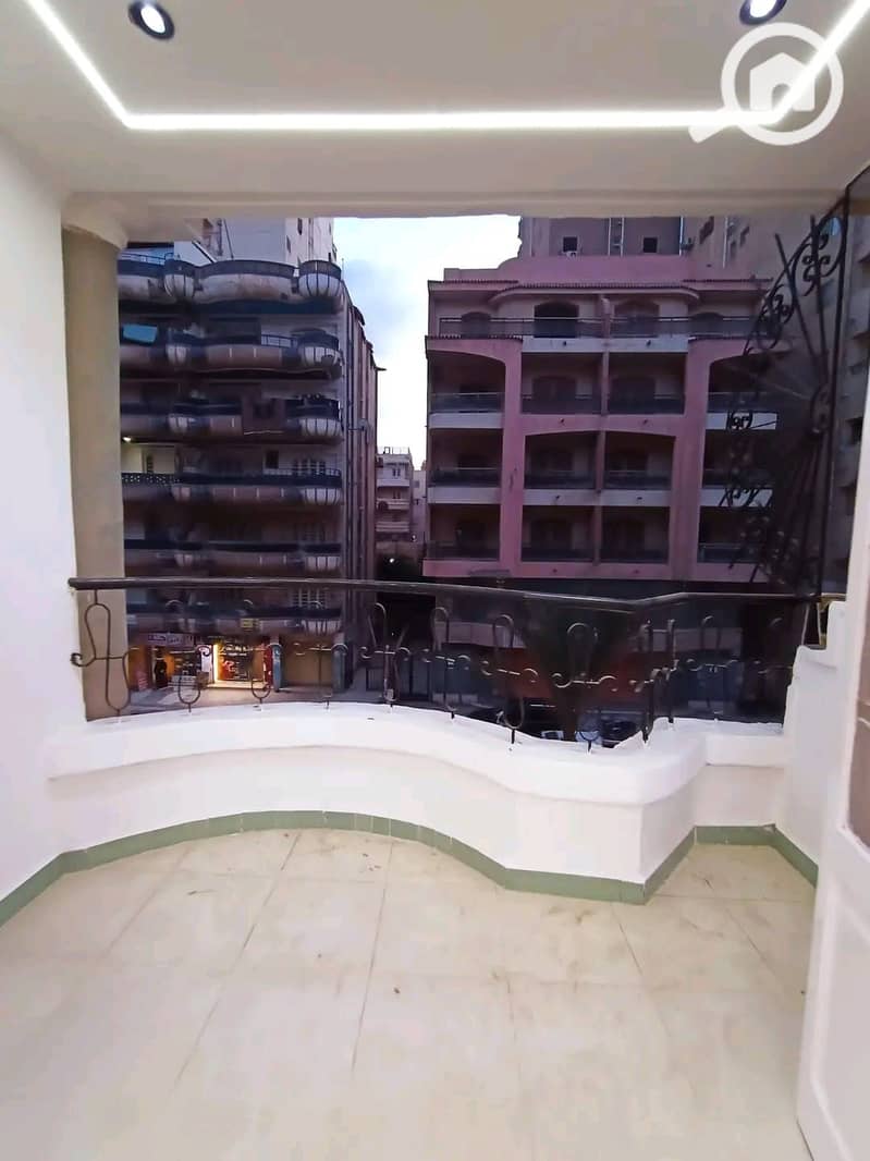 4 1000519473. jpg