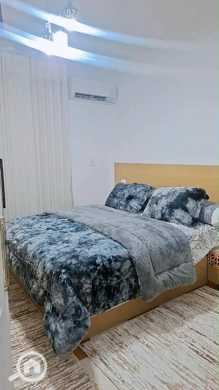 1000721271. jpg 1000721271. jpg