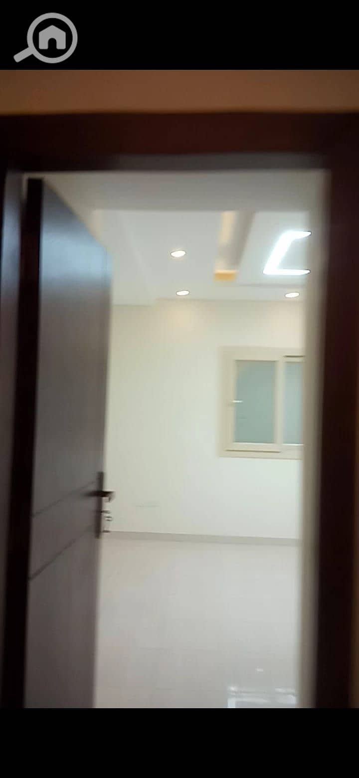 22 f0fe1a91-6086-42ab-8148-5bfe9003169e. jpg