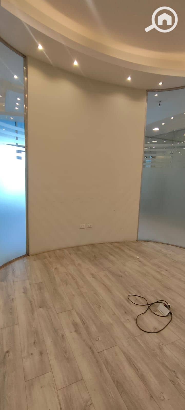 4 1000442327. jpg