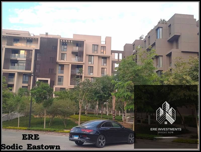 10 Eastown_123. jpg