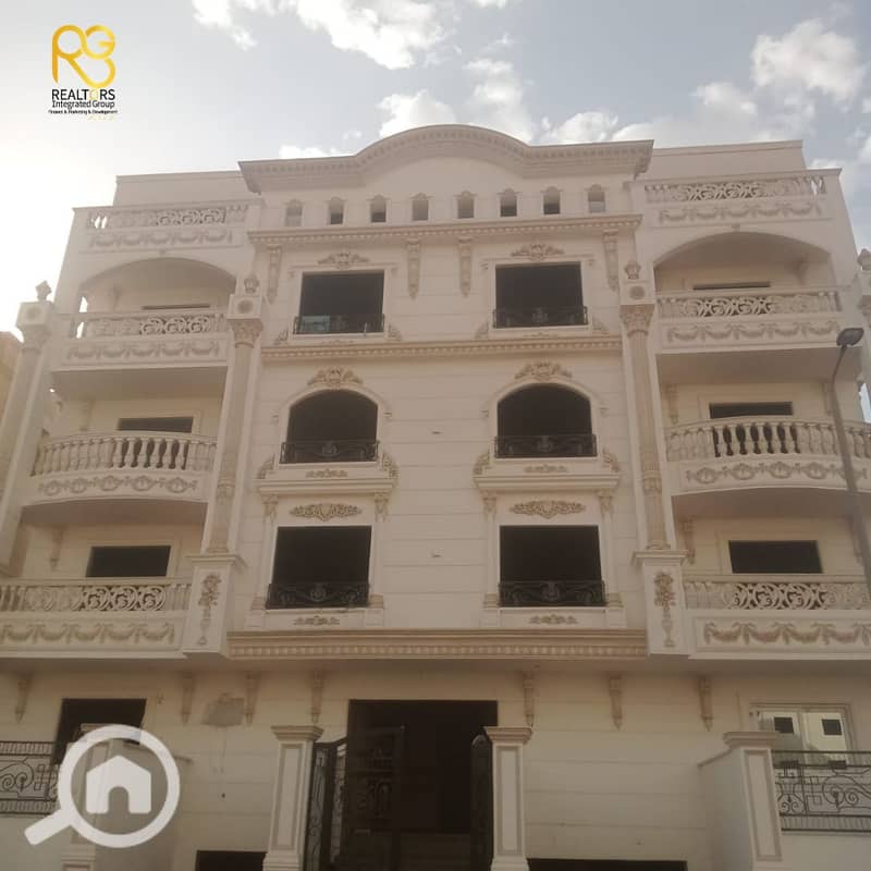 3 لوجو شقق. png