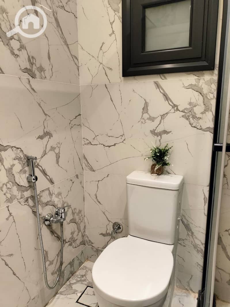 5 WhatsApp Image 2026-10-01 at 15.47. 57 (1). jpeg