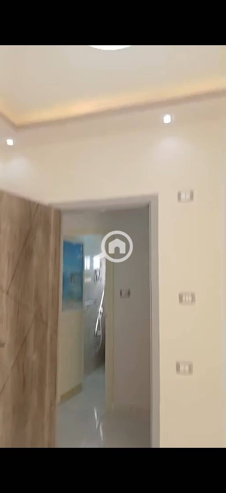 22 215248. jpg