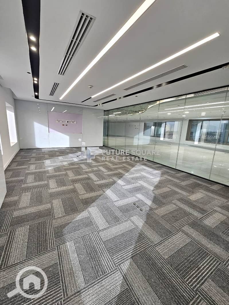 4 Image10. jpg