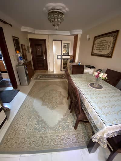 3 Bedroom Flat for Sale in Hadayek Helwan, Cairo - شقه للبيع في حدائق حلوان الدواجن علي الكورنيش