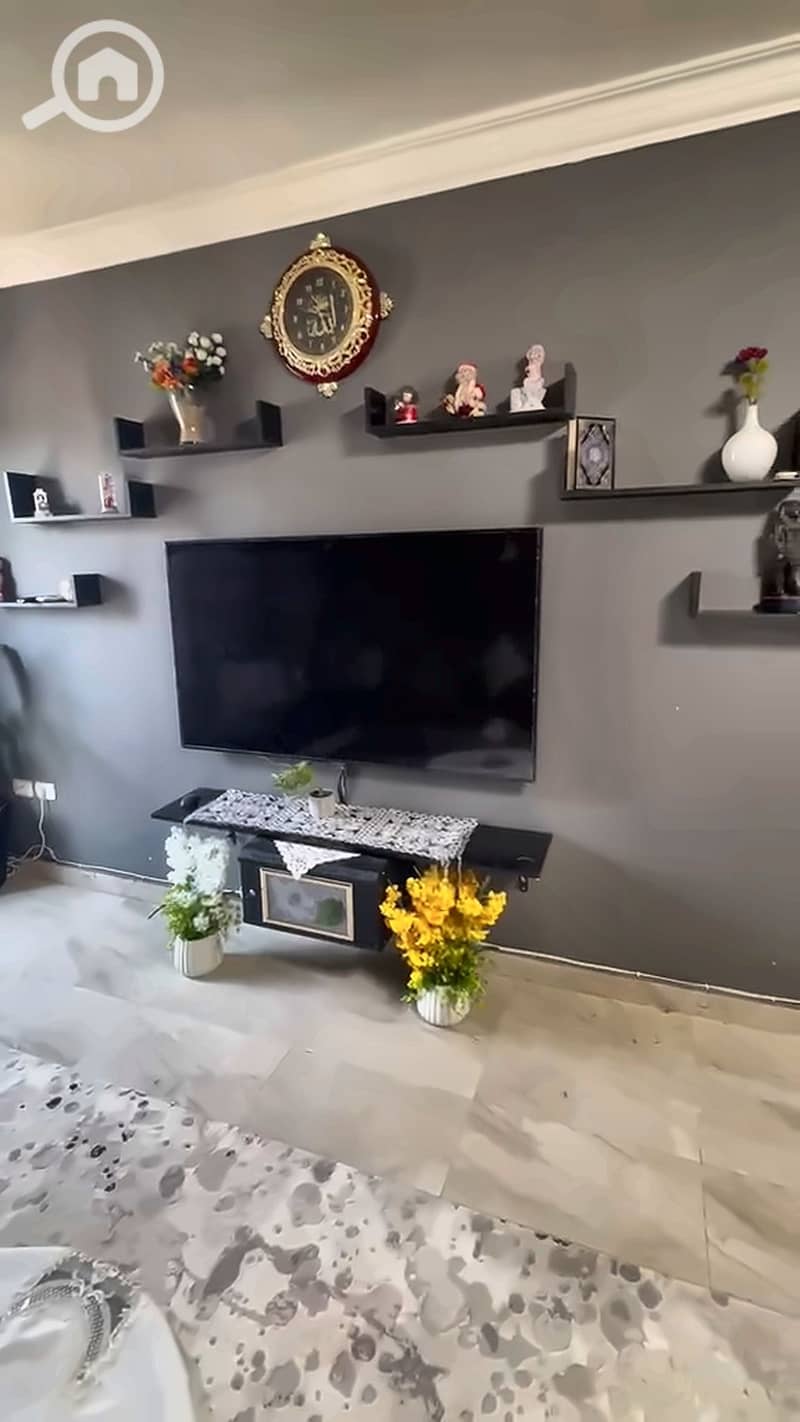 2 02_reception_tv. jpg