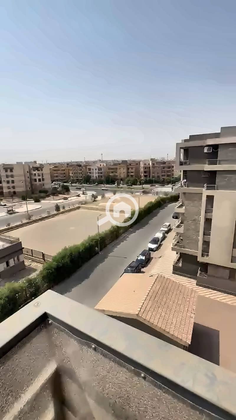 10 16_balcony_view_2. jpg
