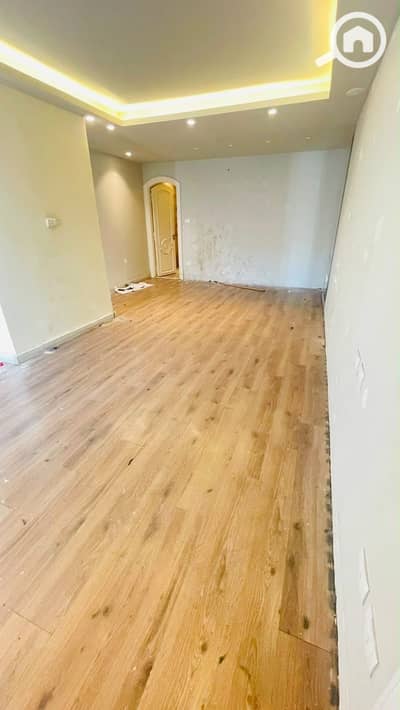 Office for Rent in Glim, Alexandria - ab746bfe-f67e-4287-a0c5-6133e0f9549e. jpg