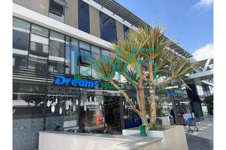 8 92d88a65-d567-48d4-bb00-d604cf92bd51. jpg