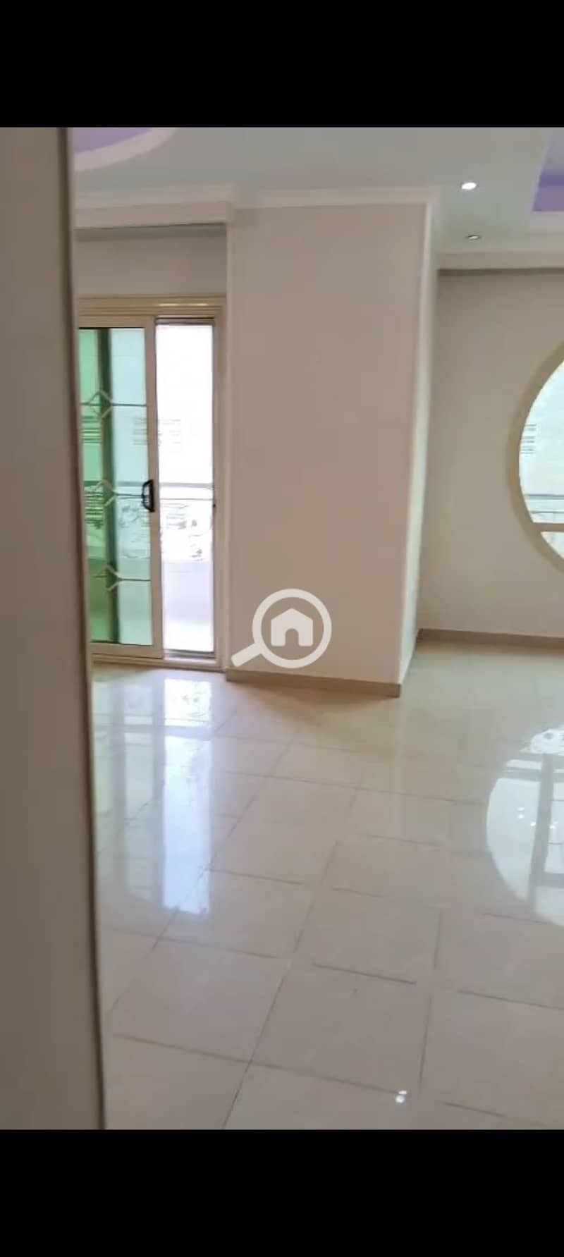 9 1000487037. jpg
