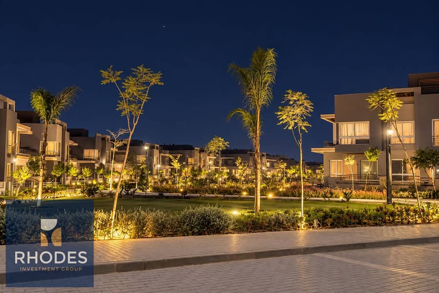 6 Upscale Courtyard Under the Stars. png