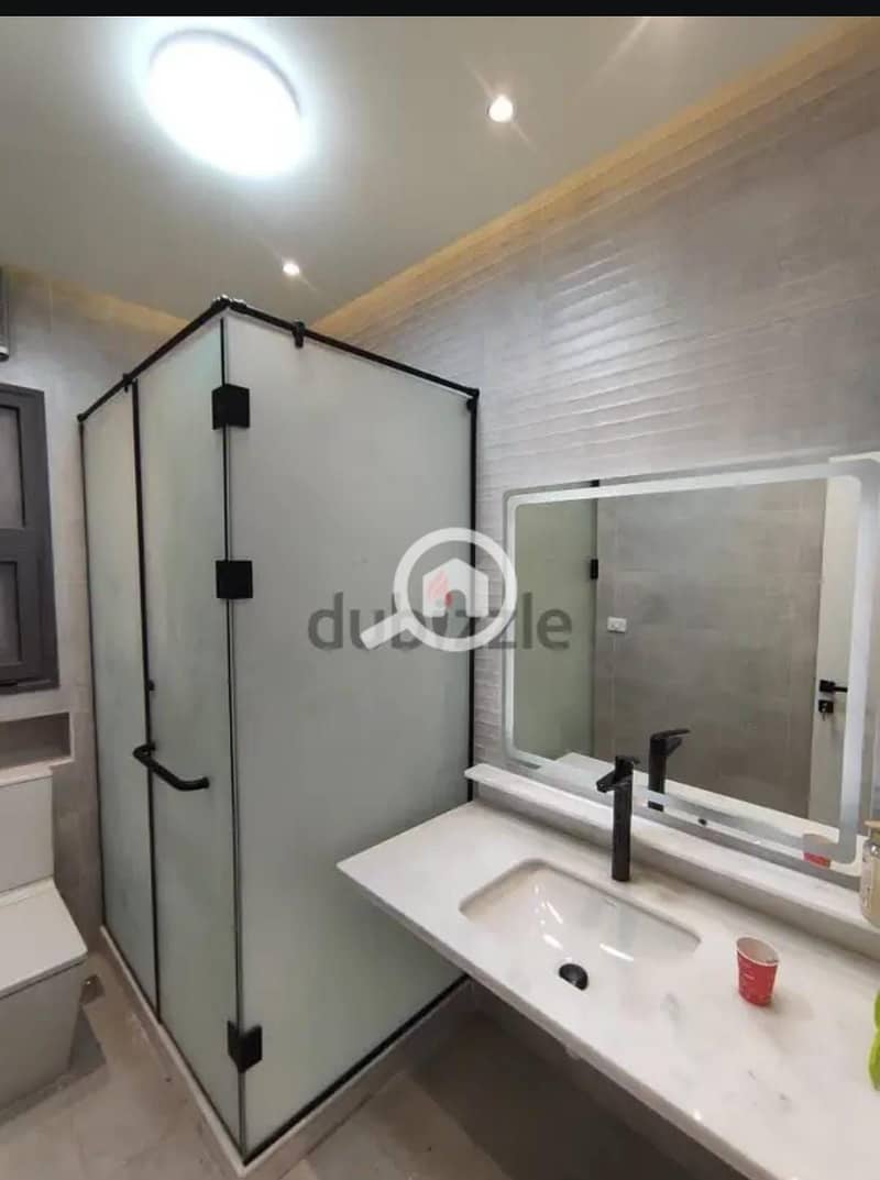 3 4f394cad-8203-439e-ad49-de0e26c49b13. jpg