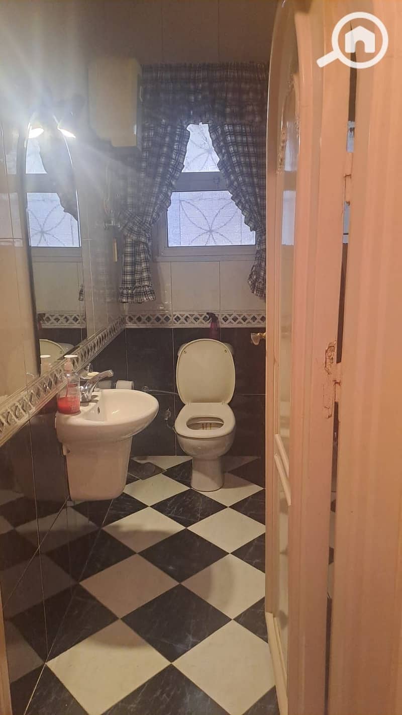 10 1000536035. jpg