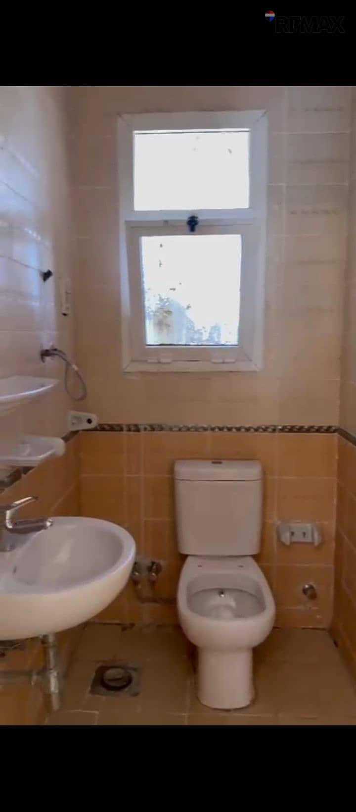 8 1000639839. jpg