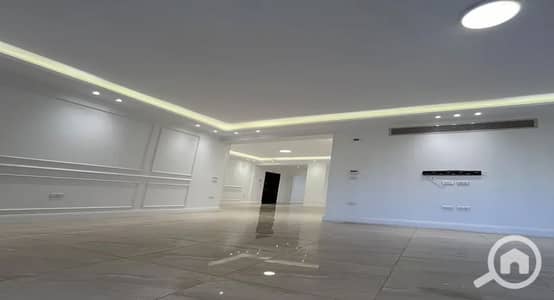 3 Bedroom Flat for Sale in Sheikh Zayed, Giza - 35093175-800x600_1400x900. jpg 3 Bedroom Flat for Sale in Sheikh Zayed, Giza - 35093175-800x600_1400x900. jpg