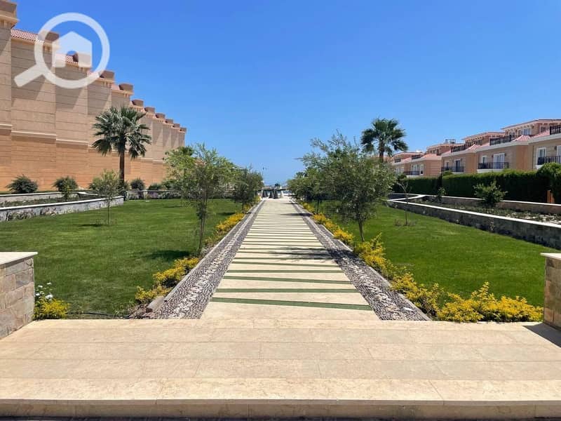 9 789178452_1854524452596135_6390297562028751631_n. jpg